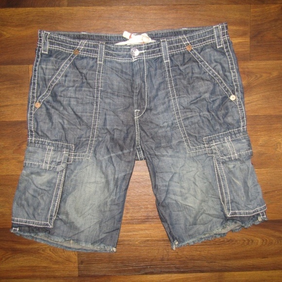 True Religion Other - Vintage True Religion Isaac Cargo Shorts Size 42